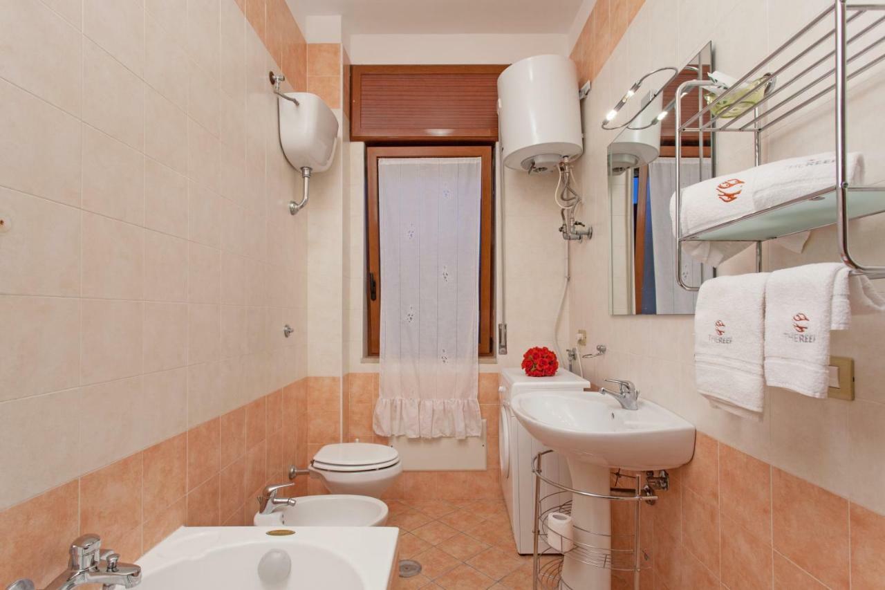 The Reef Apartment Sorrento Exteriör bild